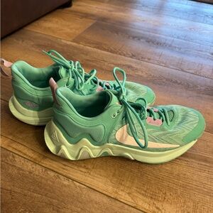 Nike Giannis immortality 2 basketball shoes